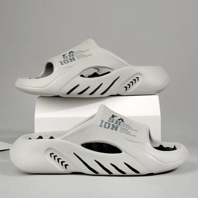 New Summer Man Massage Slippers 2023 Indoor Outdoor Sandals Beach Casual Shoes Soft Bottom Slippers Male Flip Flops Mens Sandals