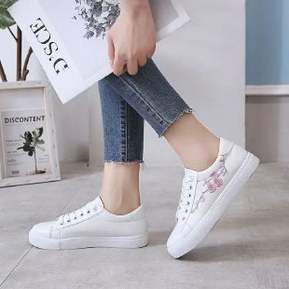 Shoes 2025 Women Running Spring Autumn Fashion White Breathable Embroidered Flower Lace-Up Casual Sneakers Zapatos De Mujer