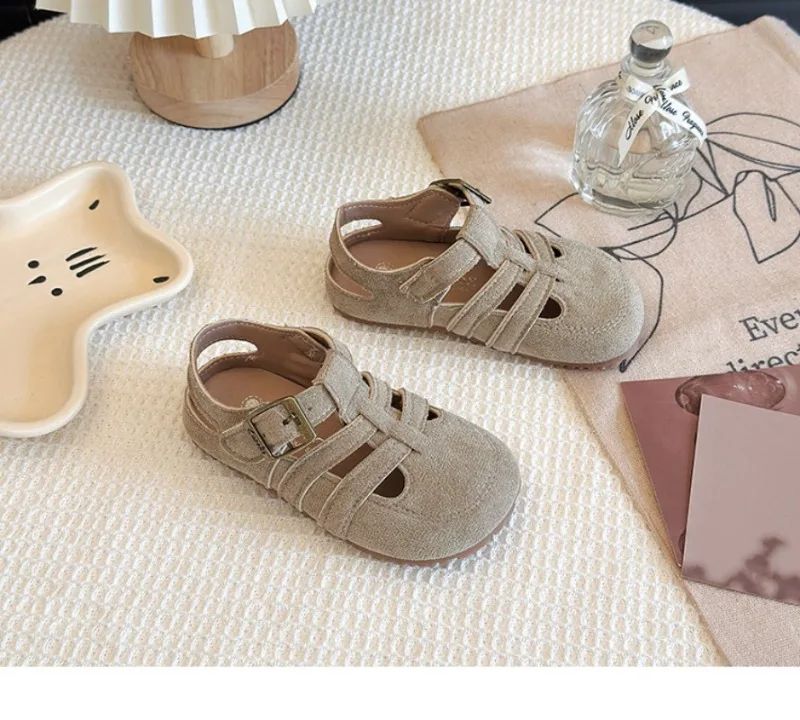 1-12Y Children's Sandals Toe Protect Boys Girls Summer New Candy Color Soft Sole Shoes Kids Casual Retro Flat Leather Sandals