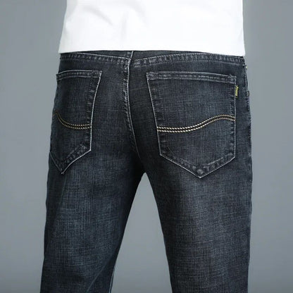 Mens High Quality Jeans Fashion Straight Denim Pants Men Classic Casual Jeans Male Plus Size Denim Trousers Ripped Jeans 28-40