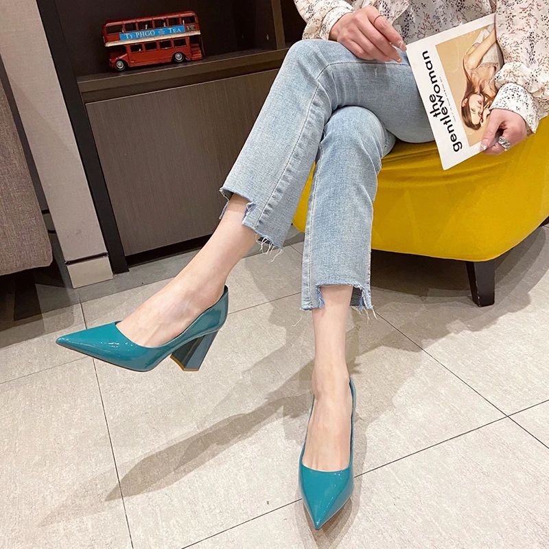 Women Shoes Patent Leather Slip-On Chunky Heels High Heels Women Temperament Pointed Toe Shallow Sexy Wedding Shoes Pumps