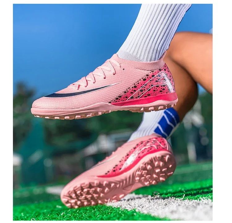 New Men Women Professional Football Boots Cleats Grass Training Match Sport Soccer Shoes FG/TF Ultra-light Non-slip Unisex