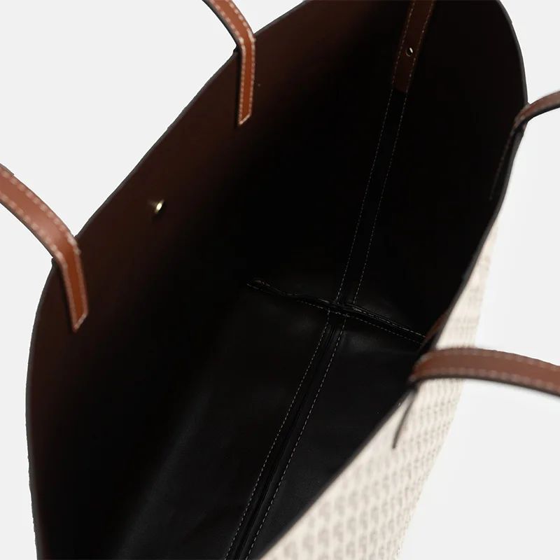 CH Elegant Light Luxury Practical With Bags Pure Color Simple Large Capacity Casual Resistant Brand Women's Bag Shoulder Bag