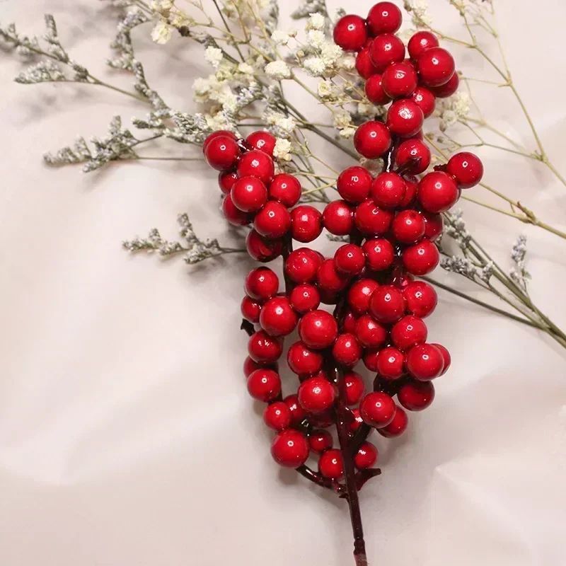 Christmas Artificial Red Berries Branch Fake Plants Flowers Holly Berry Stamen Wreath Ornaments for Xmas Tree Party Home Decor