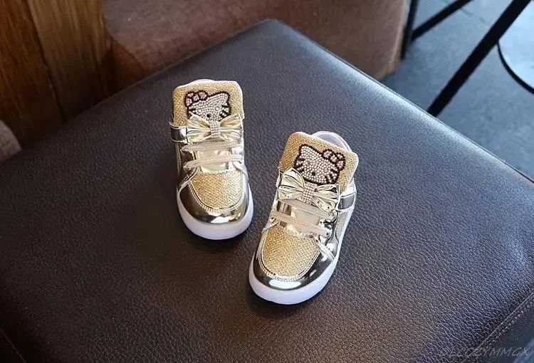 New Disney Children Luminous Shoes Boys Girls Hello Kitty Shoes Flashing Lights Fashion Sneakers Toddler Little Kid LED Sneakers