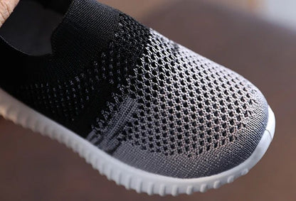 Children Running Sneakers Boys Kids Shoes Mesh Breathable Anti-Slip Walking Patchwork Tenis Toddler Soft Soled Girls Shoes
