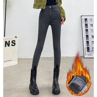 Winter Lady Thermal Plush Jeans Snow Warm Stretch Jeans Hot Sale High Waist Fleece Pants Female Straight Leg Denim Trousers