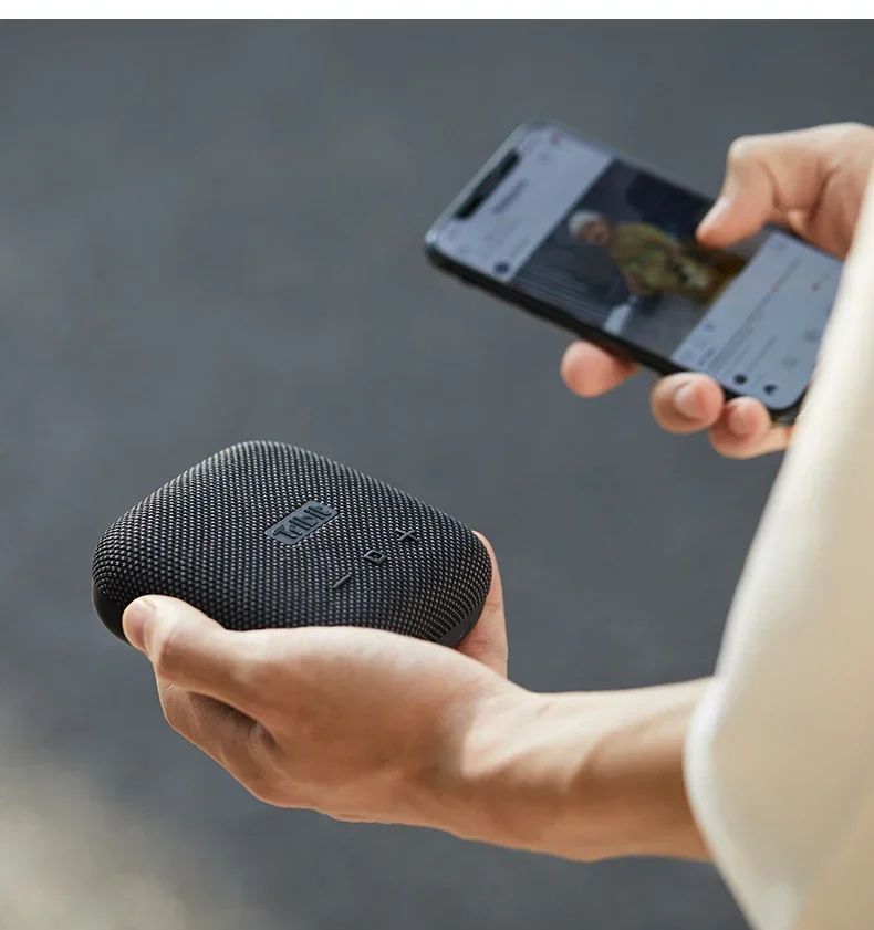 Caixa de Som Portátil Tribit-StormBox Micro Bluetooth, À Prova D'Água IP67, para Festas ao Ar Livre, Acampamento, Viagem, Alto-falante Sem Fio, Microfone Embutido