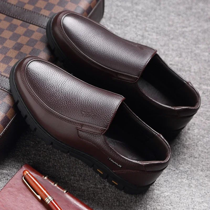 Winter Warm Men Casual Shoes Genuine Leather Breathable Man Loafers High Quality Mens Formal Dress Shoes Slip on Driving Shoes