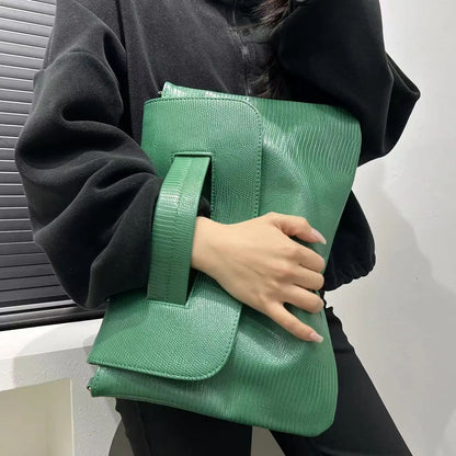 Ladies' fashionable retro snake patterned handbag with high capacity and detachable shoulder strap, single shoulder bag