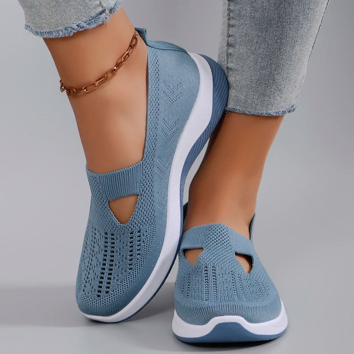 Women's Shoes 2025 Spring New Middle aged and Elderly Mom Shoes Soft soled Breathable Women's Casual ShoesSports Shoes