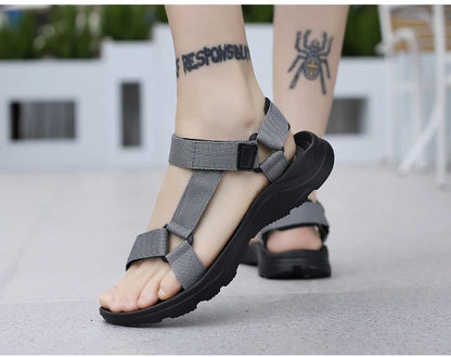 Men Sandals Non-slip Summer Flip Flops High Quality Outdoor Beach Slippers Casual Shoes Cheap Men's shoes Water Shoes 9072