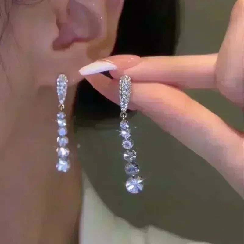 Brincos Femininos Coreanos Retrô Esmaltados em Formato de Flor Vermelha para Mulheres, Brincos Delicados, Presente de Joia de Noivado para Casal de Luxo