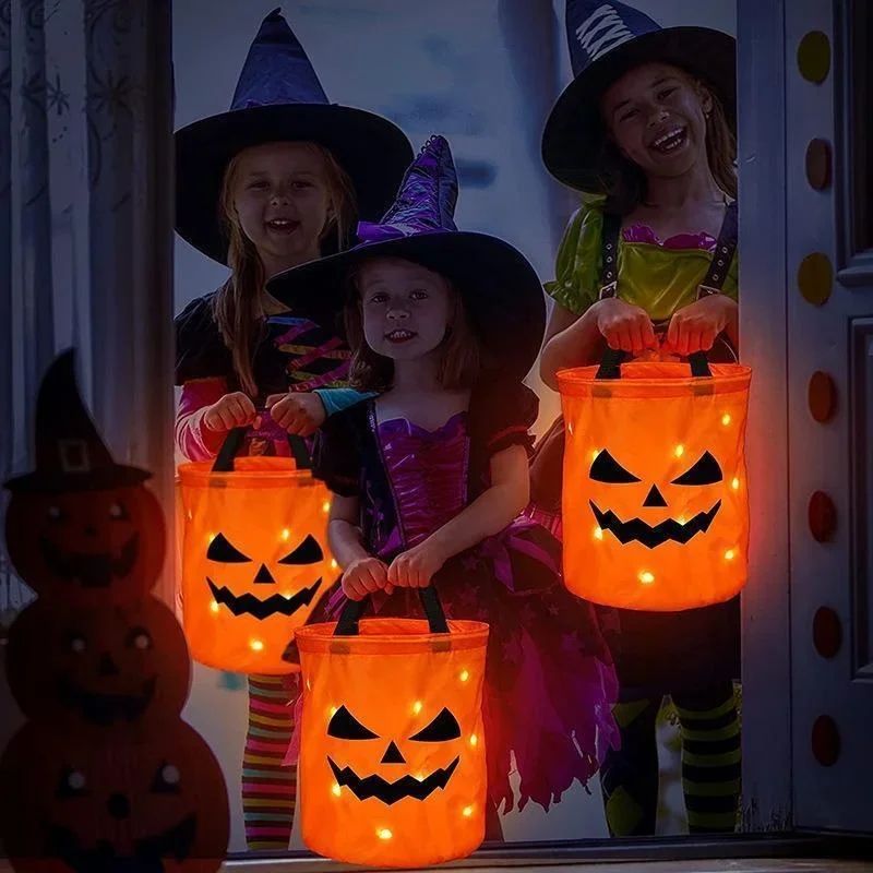 Halloween LED Light Trick or Treat Bucket  1 Pcs Collapsible Pumpkin Candy Bag Basket for Halloween Thanksgiving Party Kids Gift