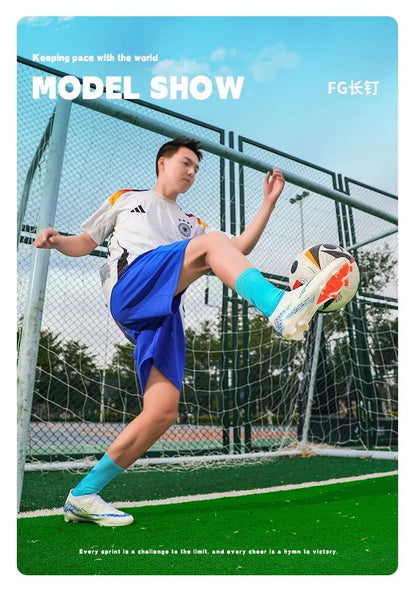 New Men Society Soccer Shoes Cleats Studded Indoor Football Field Boots Professional Training Football Shoes High Quality Match