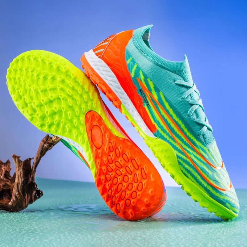 Men's Soccer Shoes FG Anti-Slip Professional Training Shoes New Football Boots Outdoor Cleats Sports Shoes