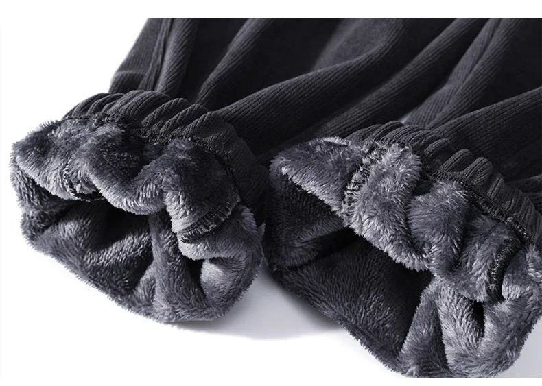 Winter New Thickened Warm Men's Corduroy Cargo Pants Fleece Loose Streetwear Joggers Harem Pants Sweatpants Male Trousers Black