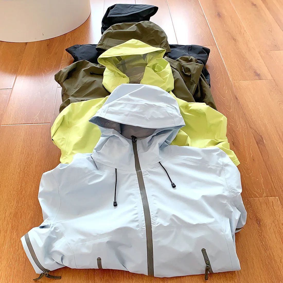ARC New Storm Jacket Lovers Outdoor Sports Camping Mountain Skiing Trend Fashion British Wind Leisure Waterproof Storm Jacket