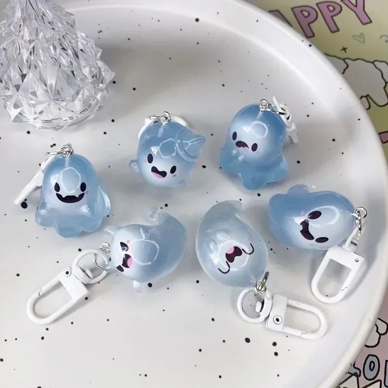 Creative Halloween Luminous Mini Cute Ghost Pendant Keychains Resin Keyring Key Holder for Kid Adult Festival Gifts Bag Charms
