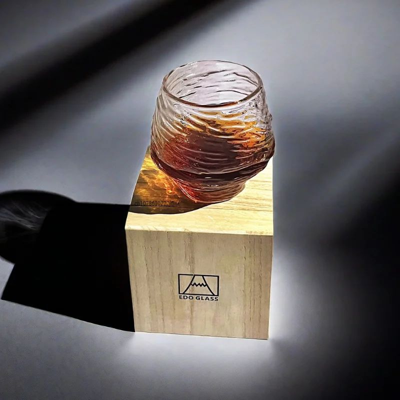 Conjunto de Copos de Uísque de Montanha Glacial 3D Japonesa - Copos Baixos & para Pedras com Caixa de Presente de Madeira para Uísque, Vodka, Vinho