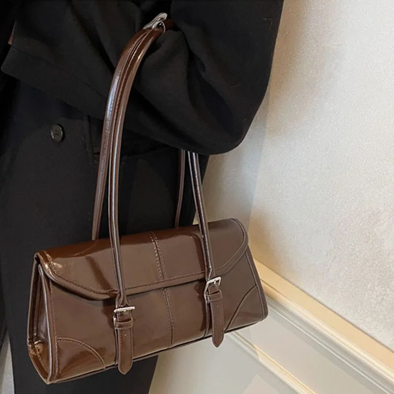 High End Burgundy Oil Wax Leather Underarm Bag Elegant Women's Magnetic Buckle Shoulder Bag Commuter Versatile Ladies Tote Bags