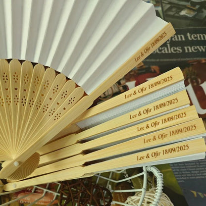 Personalized white paper Hand Fans with organza bag Custom Engraved Wedding Fans Party Favor Bridal Shower Accessory Guest Gifts