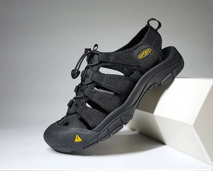 2025 Summer Men's Sandals Thick soled Baotou beach shoes Outdoor oversized casual Shoes Male lightweight hollow sandals Homme