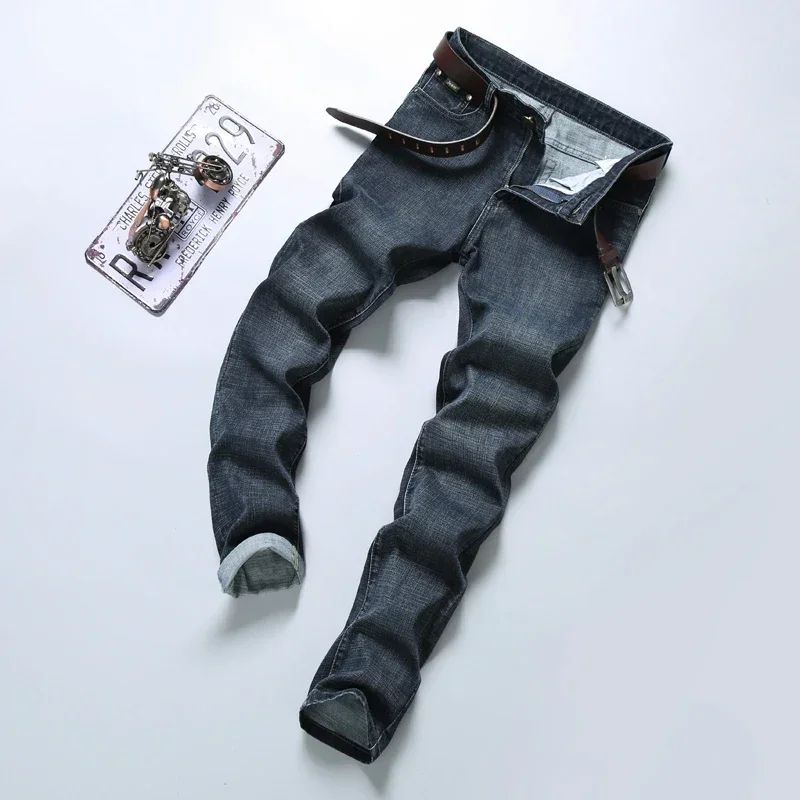 Mens High Quality Jeans Fashion Straight Denim Pants Men Classic Casual Jeans Male Plus Size Denim Trousers Ripped Jeans 28-40