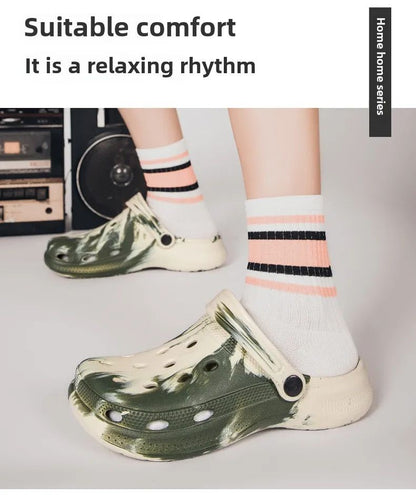 Summer Couple Clog Shoes Fashion Sandals Waterproof Slippers Men Shoes Outdoor Soft Sole Shoes Clogs EVA Beach Home Slipper
