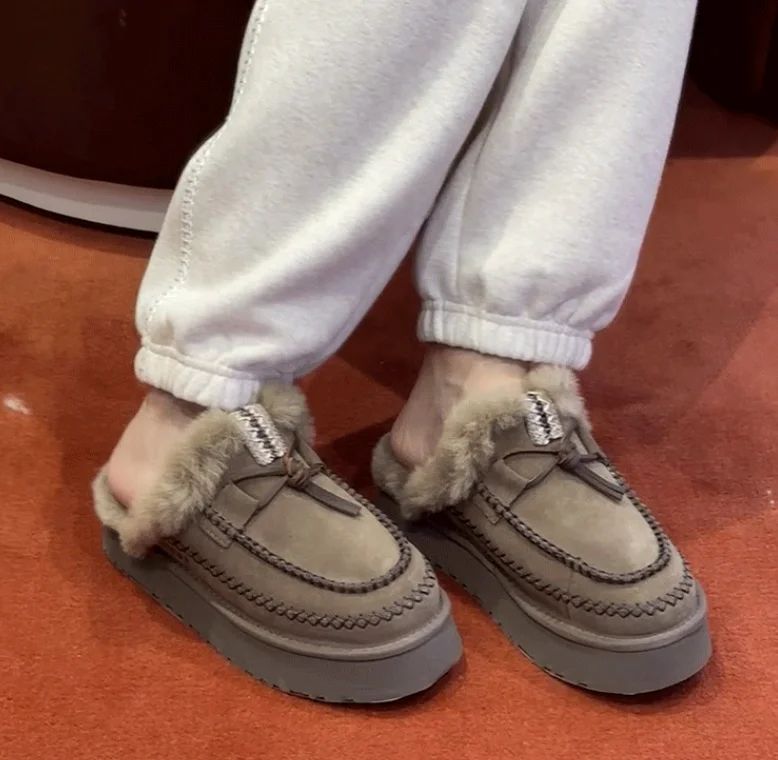 Snow Boots for Women in Winter 2025, New Soft and Comfortable Cotton Boots with Plush Insulation, Northeast Large Cotton Shoes