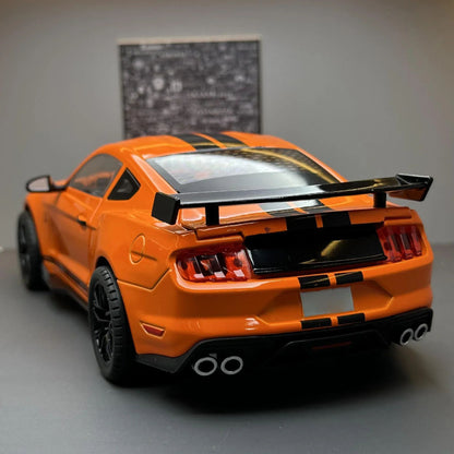 Miniaturas grandes de Ford Mustang GT500 1:18, veículo de liga fundido em metal, modelo colecionável, brinquedos com luz e som, carro de presente para crianças e meninos