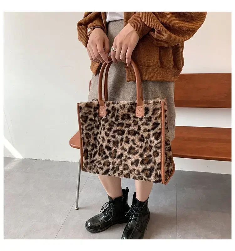 New Women Soft Plush Hand Bag New Winter Leopard Cow Print Tote Bags Female Pu Leather Underarm Bags Furry Fluffy Shoulder Bag