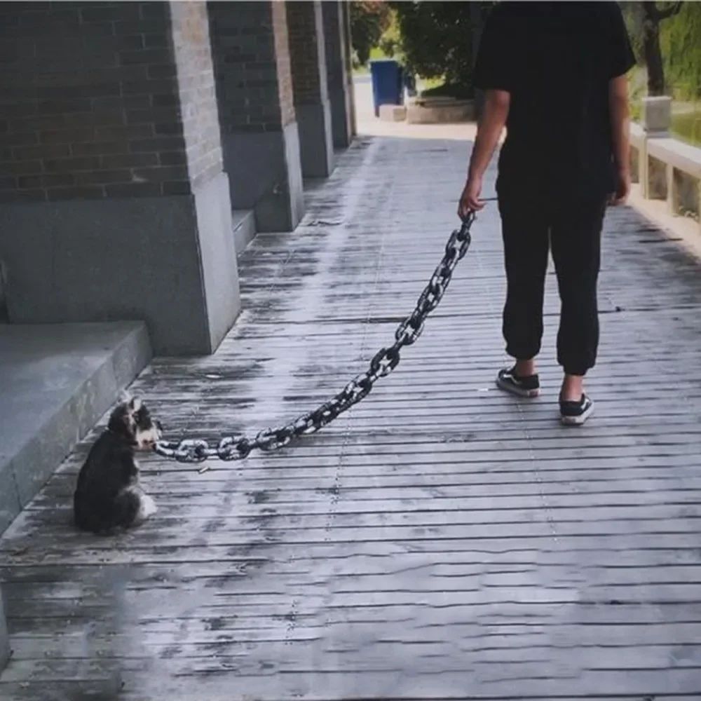 Corrente de Ferro de Simulação de Plástico Gigante para Cães Guias de Plástico Grosso para Cães Corda de Tração Divertida para Filhotes Grande Corrente de Ferro Acessórios para Cães de Estimação
