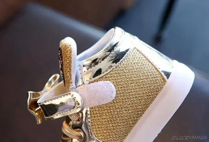 New Disney Children Luminous Shoes Boys Girls Hello Kitty Shoes Flashing Lights Fashion Sneakers Toddler Little Kid LED Sneakers