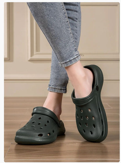 Stock Available 2024 New Large Size Beach Hollow Out Sandals Men's and Women's Garden Shoes Plus Size EVA Sole EVA Strap