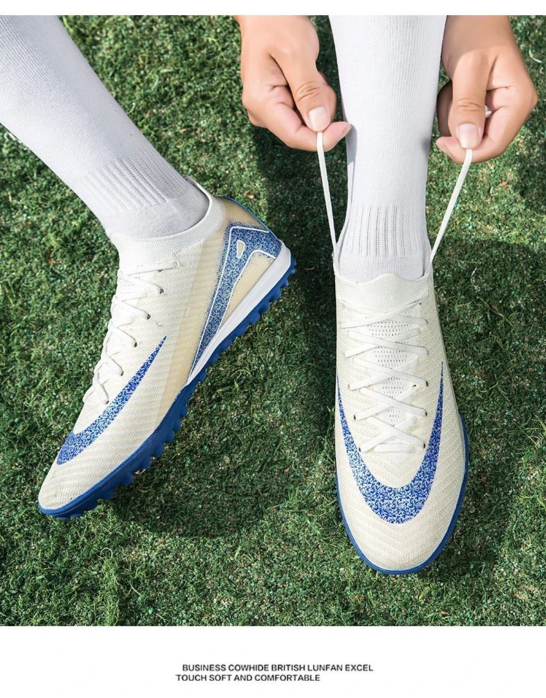 Men Professional Training Football Boots Ultralight Soccer Shoes Unisex Wholesale Women Breathable Drop Shipping Indoor Futsal