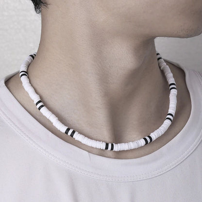 Colar Masculino Artesanal de Contas de Madeira e Argila Colar Fashion Vintage Africano de Contas Brancas para Homens Colar de Surfista de Praia Joias Tribais