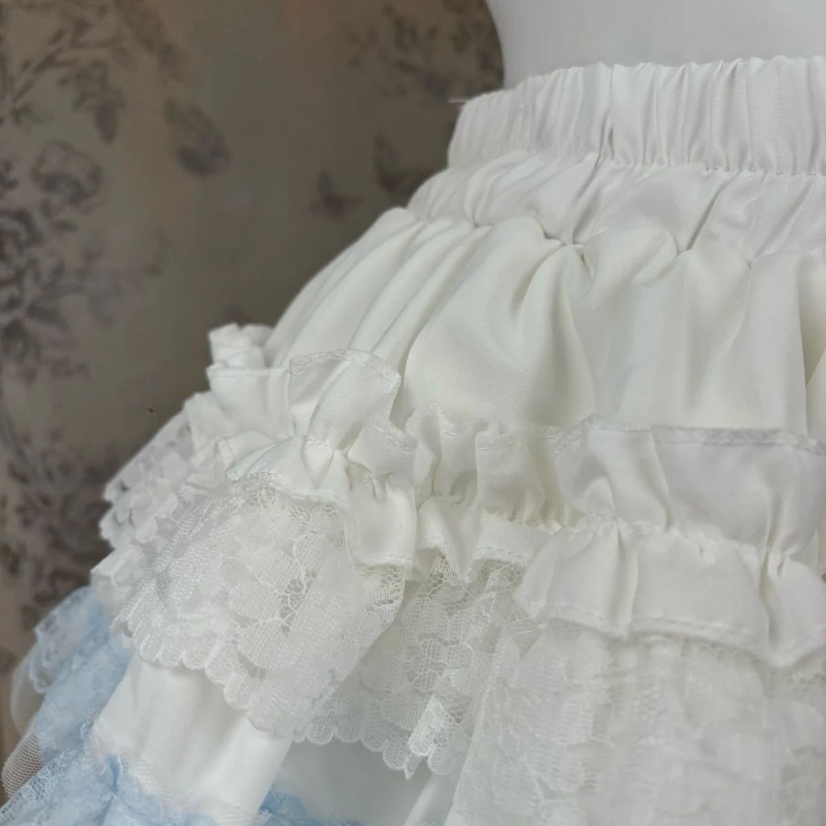 White Lace Ballerina Mini Skirt Puffy Half-length Short Skirts Sweet Cake Style New Arrival High Waist Flared Skirts