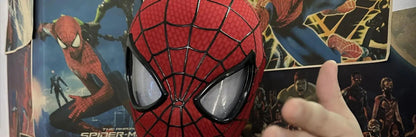Homem-Aranha Cosplay Máscara Eletrônica de Olhos Móveis Homem-Aranha 1:1 Brinquedos com Controle Remoto para Adultos e Crianças de Presente