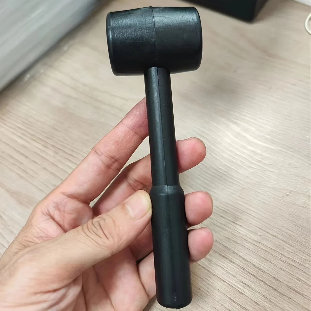 Martelo de borracha preto – ferramenta durável e versátil para bricolagem, reparos domésticos e uso industrial, perfeita para ideias de presente