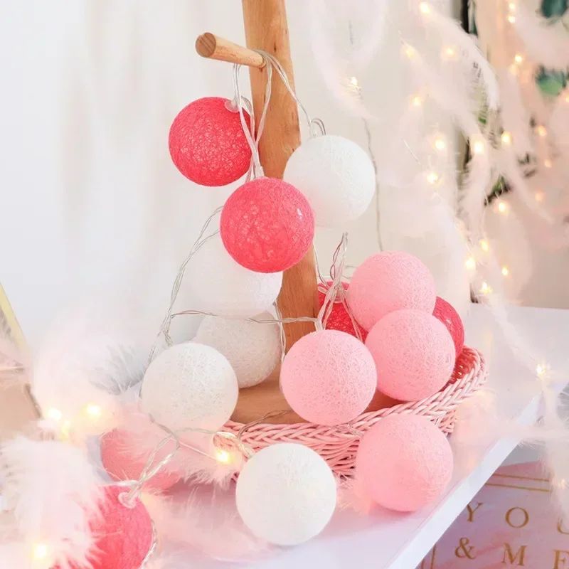 10/20LED Cotton Balls String Lights Battery Powered Fairy Garland Lighting Strings Holiday Wedding Party Decoration Birthday