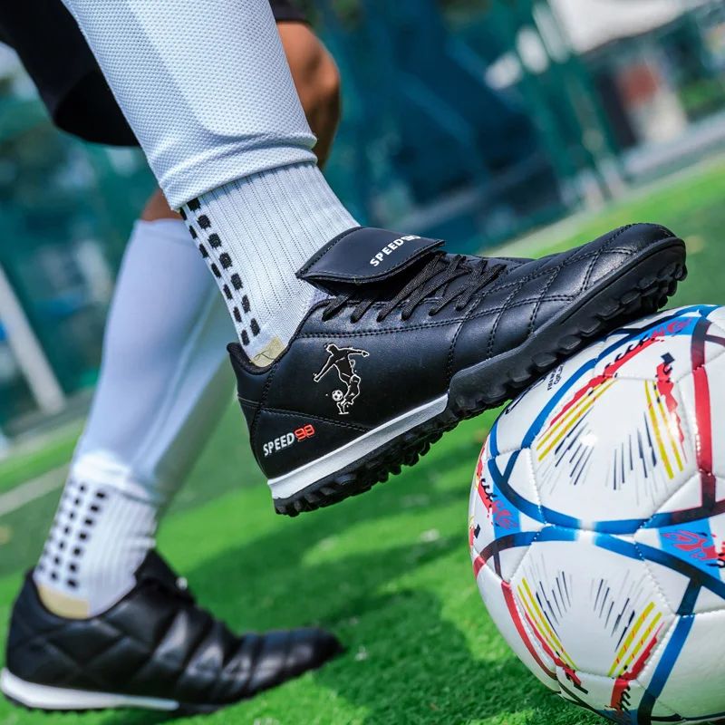 New Men Professional Football Boots Unisex Hot Sale Cleats Soccer Shoes Futsal Women Ultralight High-quality TF/FG Sneakers