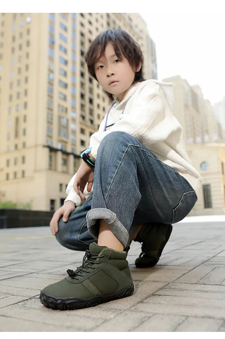 Waterproof Kids Barefoot Snow Boots 2025 New Wide Toe Winter Warm Fur Lined Shoes for Boys Girls Cold Weather Outdoor Sneakers