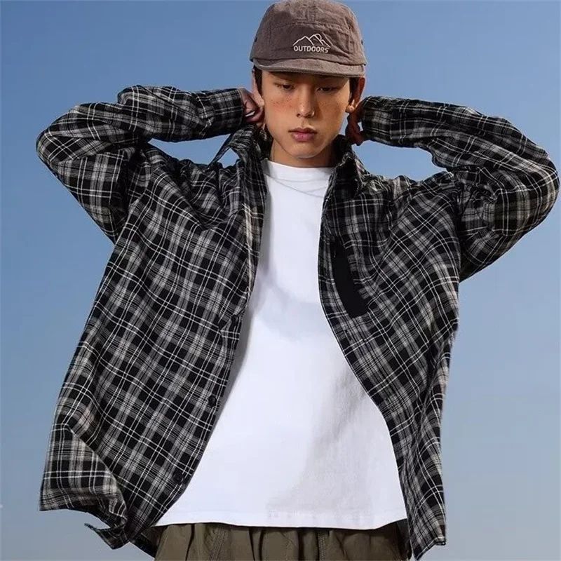 Autumn Y2K Vintage Plaid Shirts For Men Long Sleeve Button Up Blouse Korean Fashion Zip Pocket Cargo Shirt Streetwear Clothes