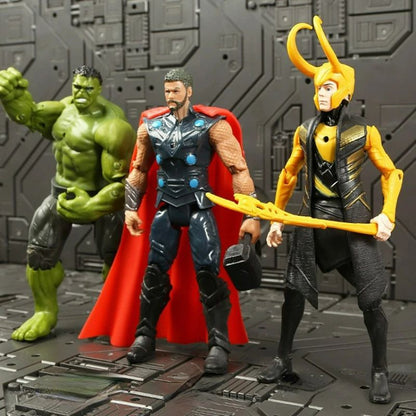 17 Cm Brinquedos Infantis Marvel Anime Figuras Homem-Aranha Hulk Action Figure Homem De Ferro Desenho Animado Brinquedo Infantil Presente De Natal Boneca Brilhante Hobbies