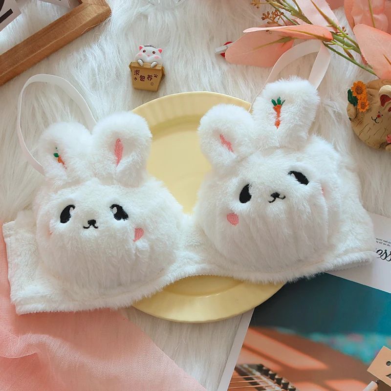 Um Lindo Sutiã de Inverno de Pelúcia Estilo Japonês com Um Coelho e Um Urso, Sem Aro