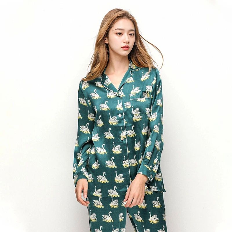 Printed Pure Silk Long Sleeve Pajamas Button Down 100% Mulberry Silk Pijamas Suit Women's Homewear Sleepwear 2 Piece Pajama Set