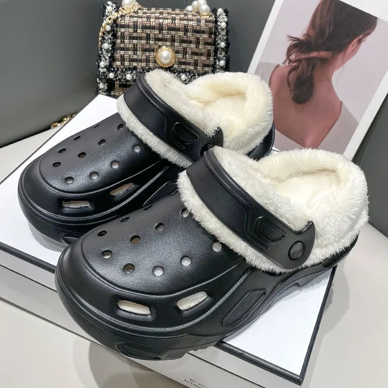 Plush slippers 2025 new winter men's and women's thick high heels soft-soled beach garden shoes home plush ripped slippers