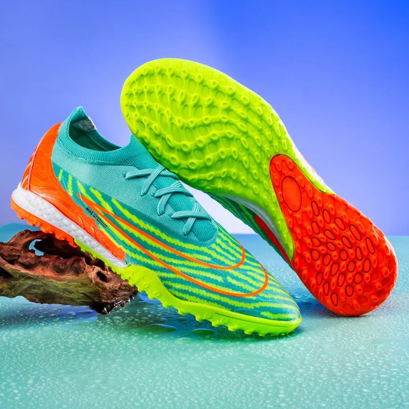 Men's Soccer Shoes FG Anti-Slip Professional Training Shoes New Football Boots Outdoor Cleats Sports Shoes