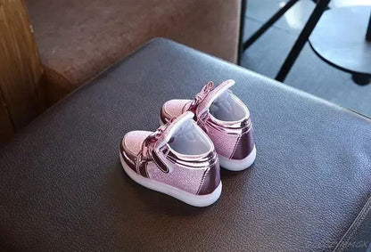 New Disney Children Luminous Shoes Boys Girls Hello Kitty Shoes Flashing Lights Fashion Sneakers Toddler Little Kid LED Sneakers